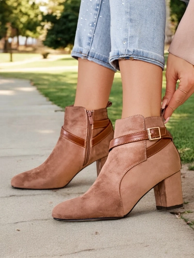 Les bottines à talons chunky pour femmes de Royalfashion Eloron