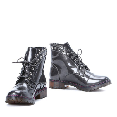 Szare workery lakierowane Leah - Obuwie