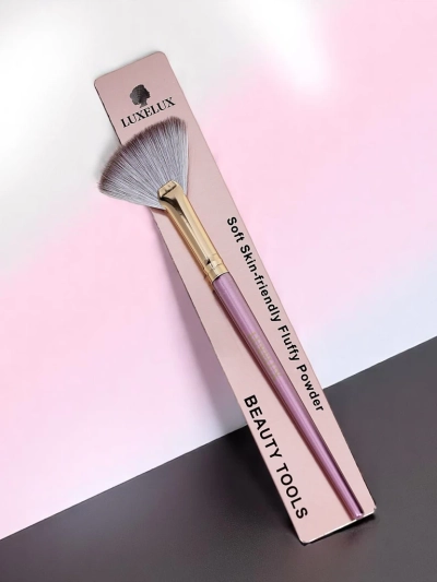 Pinceau illuminateur pour maquillage