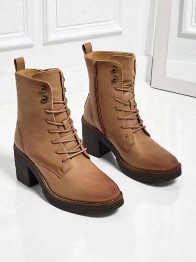 Bottines pour femmes en cuir écologique à talons Zeltra