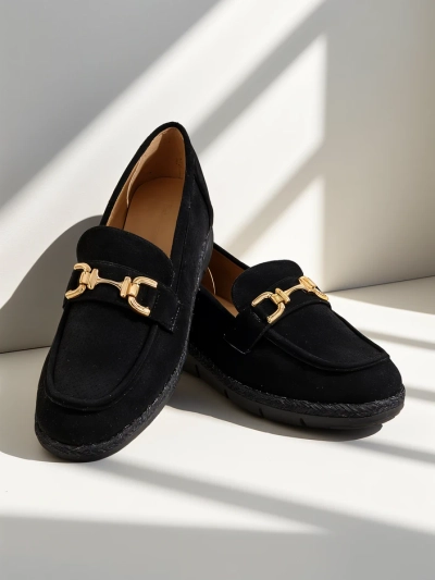 Chaussures slip-on Royalfashion pour femmes avec un bout décoratif