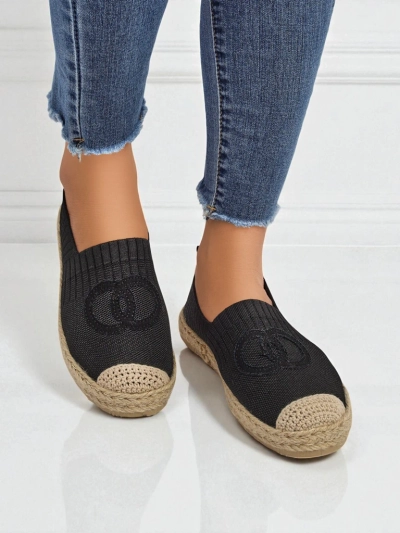 Espadrilles pour femmes Atena noires - talon plat, cuir écologique suédé