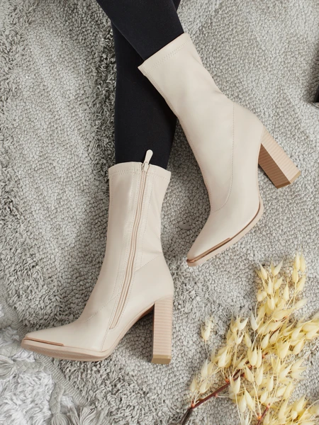 Bottines femme en cuir écologique à talons épais Morvella