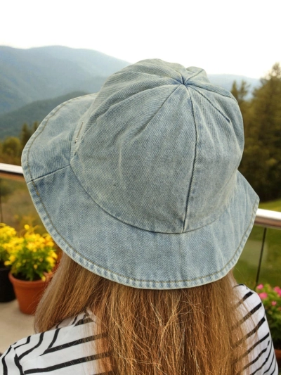 Chapeau pour femmes Demetra denim bucket hat – style polyester léger