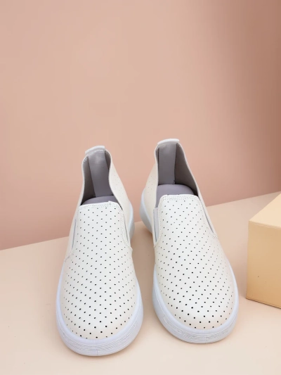 Royalfashion Baskets de sport perforées pour femmes Musio