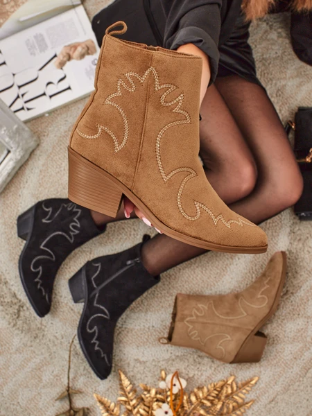 Bottines femme style santiags Velvet Ash – à talons