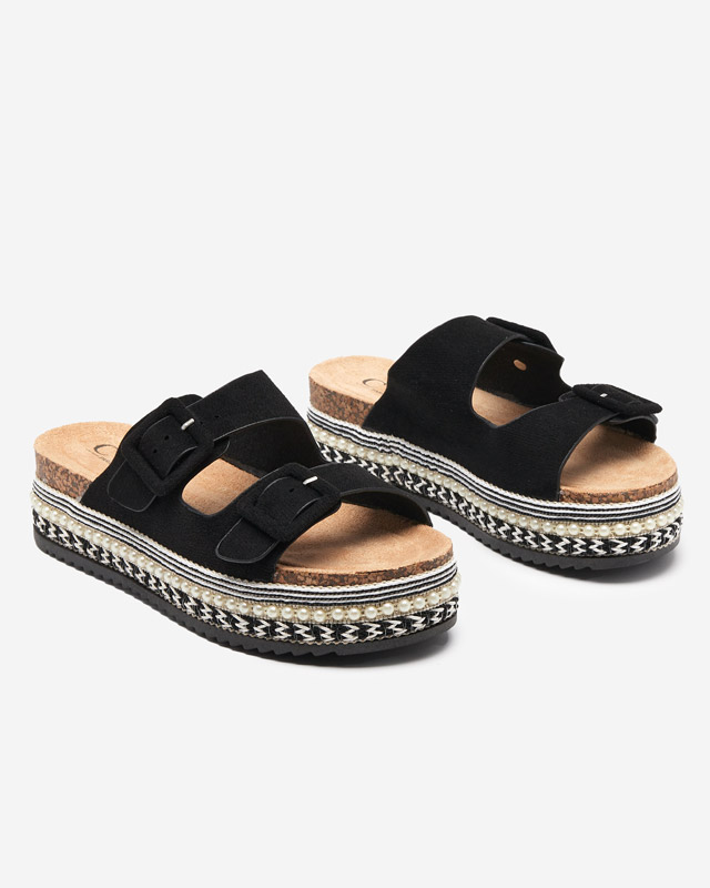 OUTLET Chaussons noirs pour femme sur semelle épaisse Carisno - Footwear