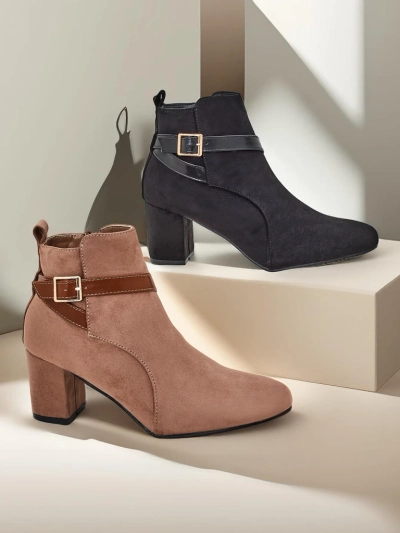 Bottes pour femmes Royalfashion sur un poteau Eloron