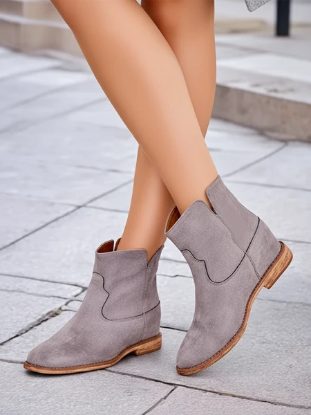 Royalfashion Bottines style cow-boy sur un talon couvert Bluestone