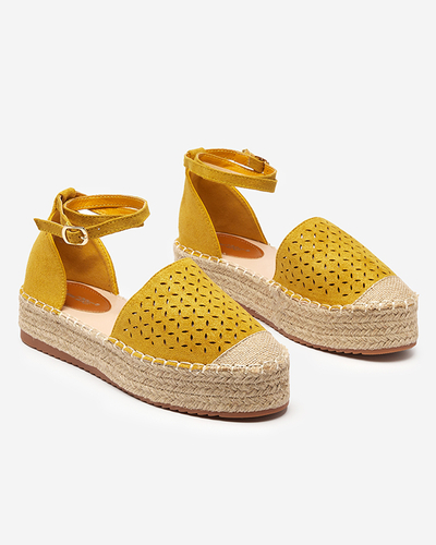 OUTLET Sandales femme moutarde a'la espadrilles sur la plateforme Likki - Chaussures
