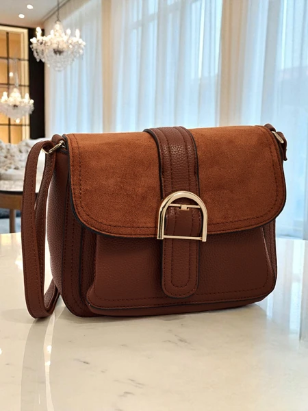 Petit sac à main pour femmes en cuir écologique Karelia