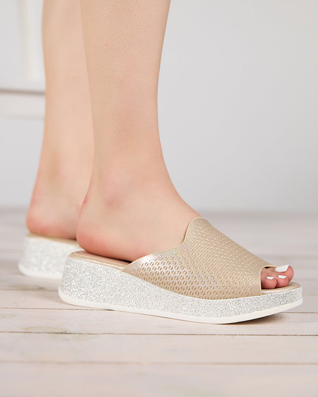 Chaussons compensés ajourés Lekisa dorés pour femme avec brocart - Chaussures