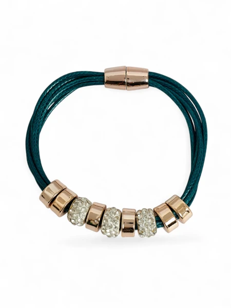 Bracelet pour femmes avec perles et zircons