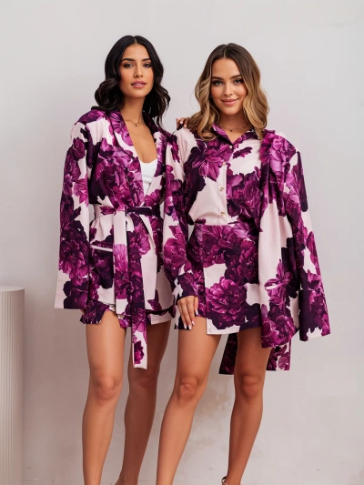 Ensemble floral Royalfashion pour femmes avec un blazer noué et des shorts