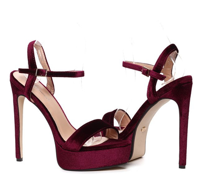 Burgundowe szpilki z weluru - Obuwie