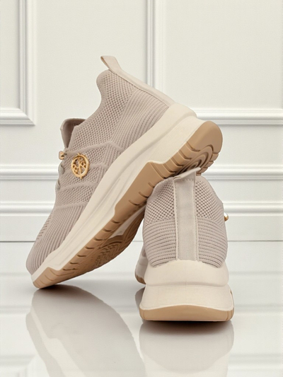 Sneakers pour femmes Royalfashion Selene – chaussures blanches confortables à semelle plate