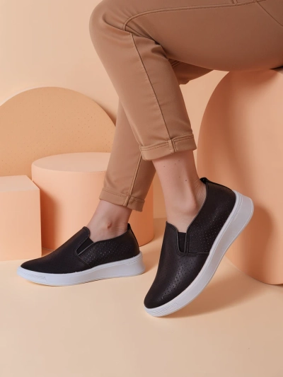 Royalfashion Chaussures de sport perforées pour femmes Musio