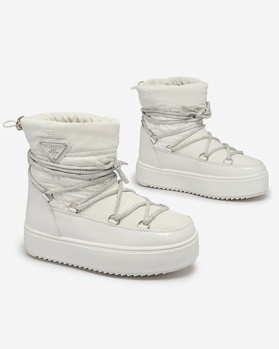 Royalfashion Chaussures à enfiler pour enfants a'la snow boots en blanc Asifa