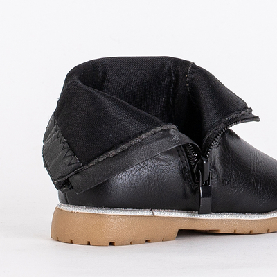 Bottes noires pour filles avec une tige décorative Nokimi-Shoes