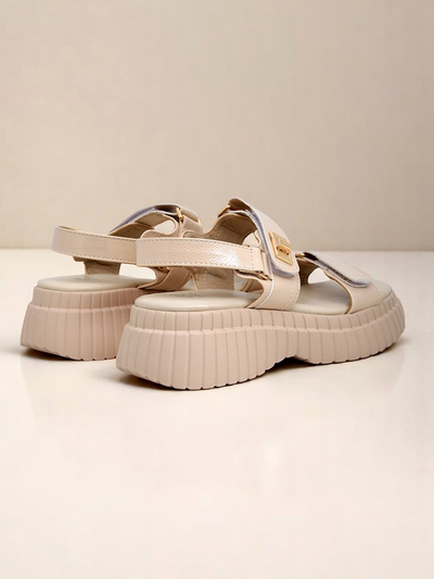 Royalfashion Sandales pour femmes sur une semelle épaisse Aganda