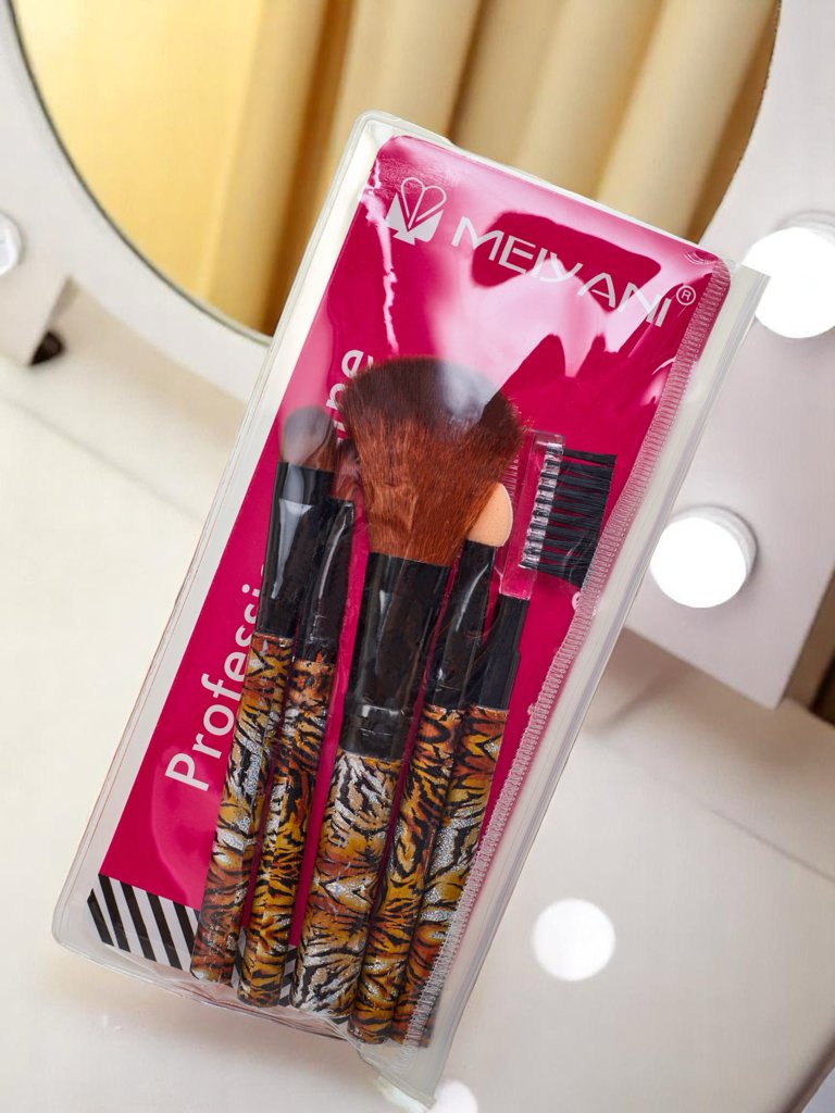 Set de pinceaux de maquillage compact