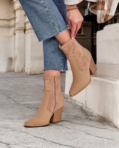 Bottines écologiques en suédine pour femmes de Royalfashion sur un poteau Gris