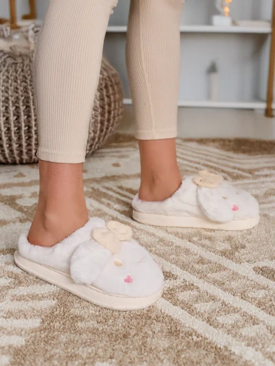 Pantoufles en fourrure pour femmes Royalfashion avec un nœud Savos