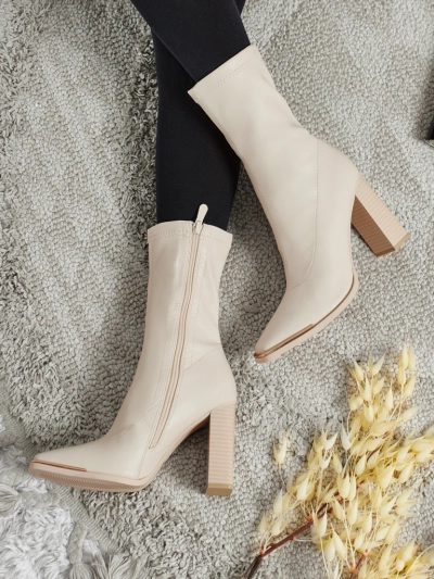 Bottines femme en cuir écologique à talons épais Morvella