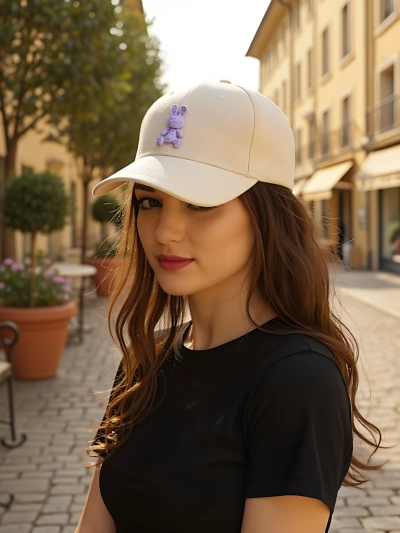 Royalfashion Casquette avec écusson Bunny Chic