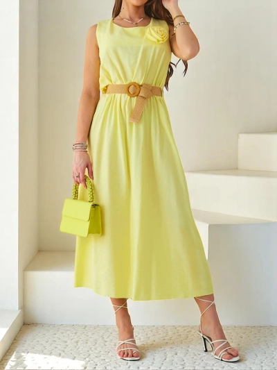 Robe midi Royalfashion pour femmes avec bretelles, présentant un décolleté rond et une décoration florale