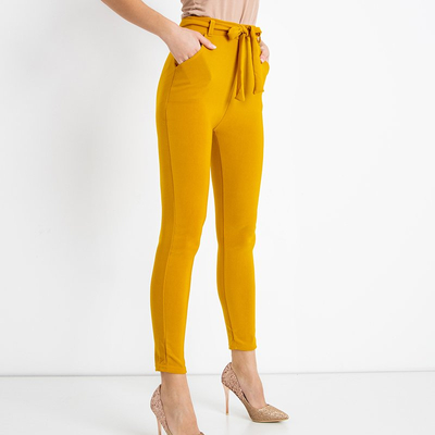 Pantalon femme en tissu moutarde avec ceinture nouée - Pantalon