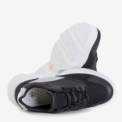 OUTLET Chaussures de sport pour femmes noires sur la plateforme Minervina - Footwear