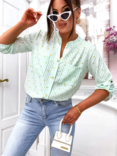 Chemise rayée Royalfashion pour femmes avec des citrons et un col en V