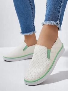 blanc || vert foncé