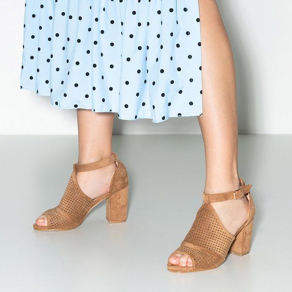 OUTLET Sandales camel ajourées pour femme Folawia - Footwear