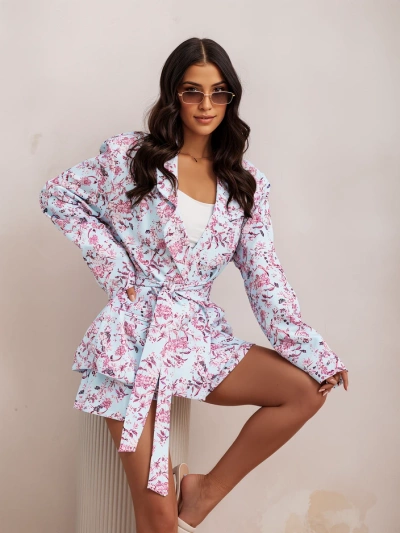 Ensemble floral Royalfashion pour femmes avec un blazer noué et un short-jupe