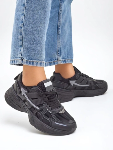 Royalfashion Baskets de sport pour femmes sur une semelle plus épaisse Beysa