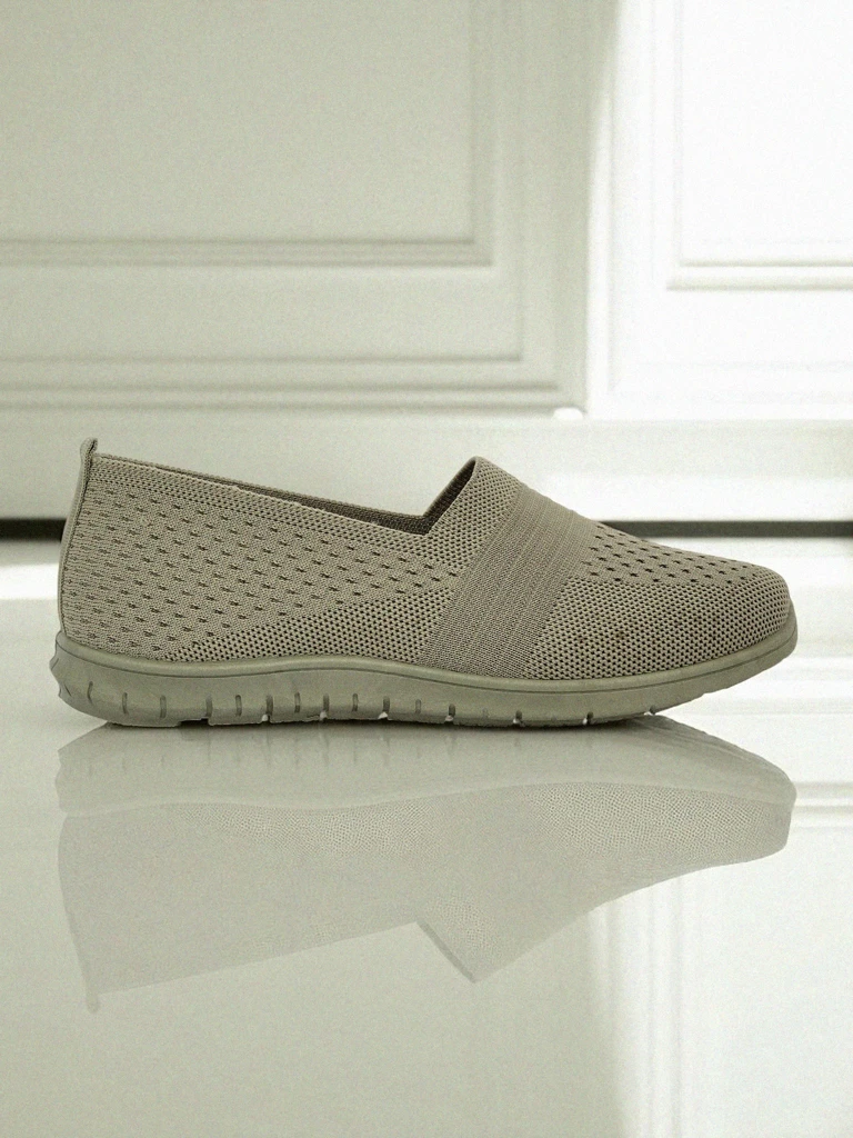 Mocassins pour femmes Gaia Verde – chaussures vertes confortables en tissu à talons plats