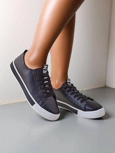 Baskets en éco-cuir Royalfashion pour femmes Eccola