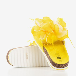 Tongs en éco-daim jaune avec fleur Fionala - Chaussures 1