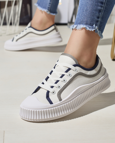 Baskets pour femmes sur une semelle solide en blanc Dessica - Chaussures