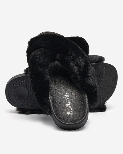 Pantoufles avec fourrure en noir Mashte - Footwear