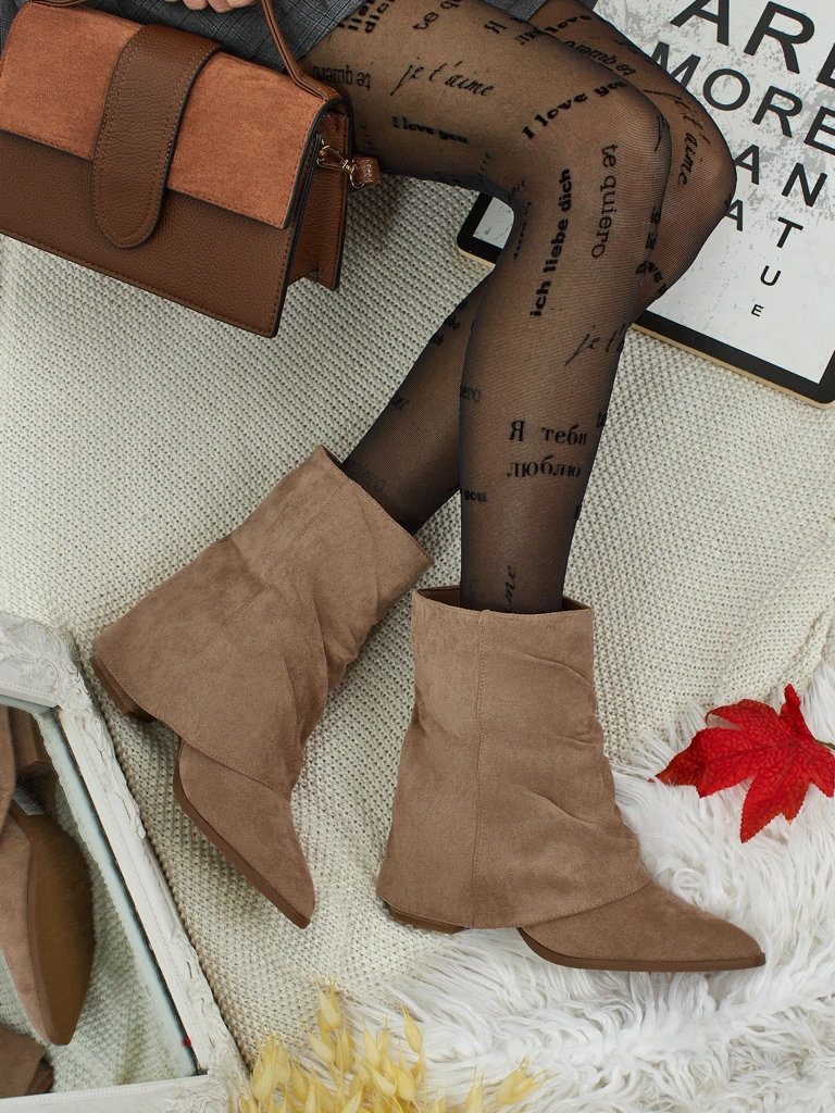 Bottines pour femmes avec une tige montante Moonly