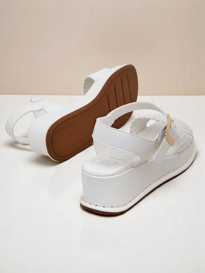 Royalfashion Sandales compensées femme avec bride tressée Fiolle