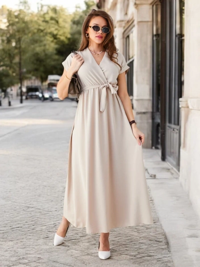 Robe midi Royalfashion pour femmes avec un décolleté enroulé, des manches courtes et une ceinture