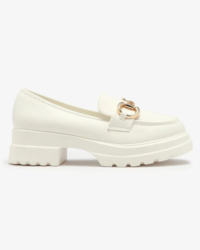OUTLET Mocassins pour femmes blancs avec ornements dorés Riasse - Chaussures