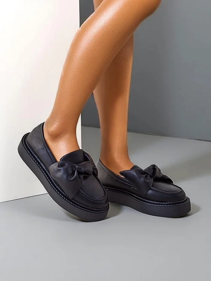 Royalfashion Élégantes mocassins pour femmes avec un nœud Ortto