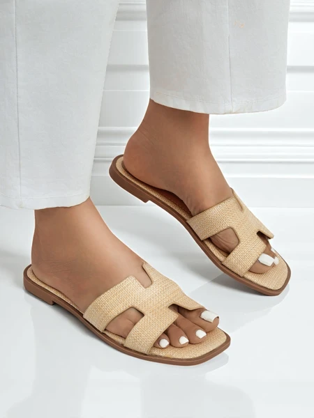 Sandales beiges pour femmes Letizia confortables plates en cuir écologique été