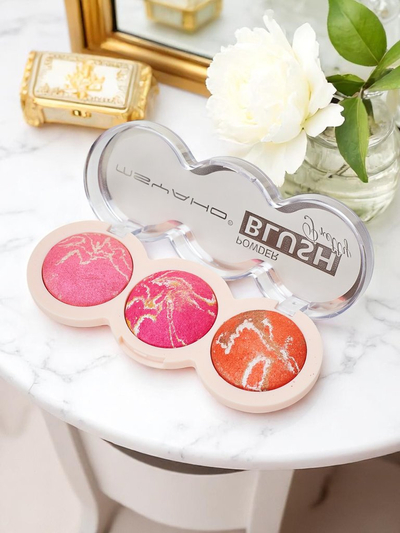 Palette de 3 teintes de blush illuminateur pour les joues couleur