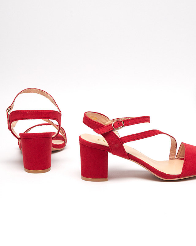 OUTLET Sandales pour femmes sur un poteau en rouge Klodu- Chaussures